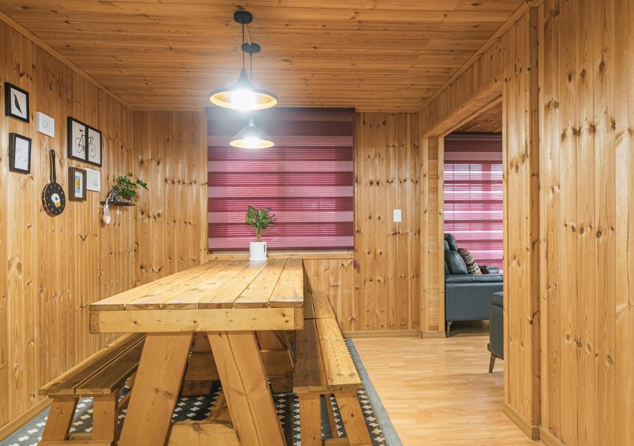 Jeju Haepoomdal Pension Экстерьер фото