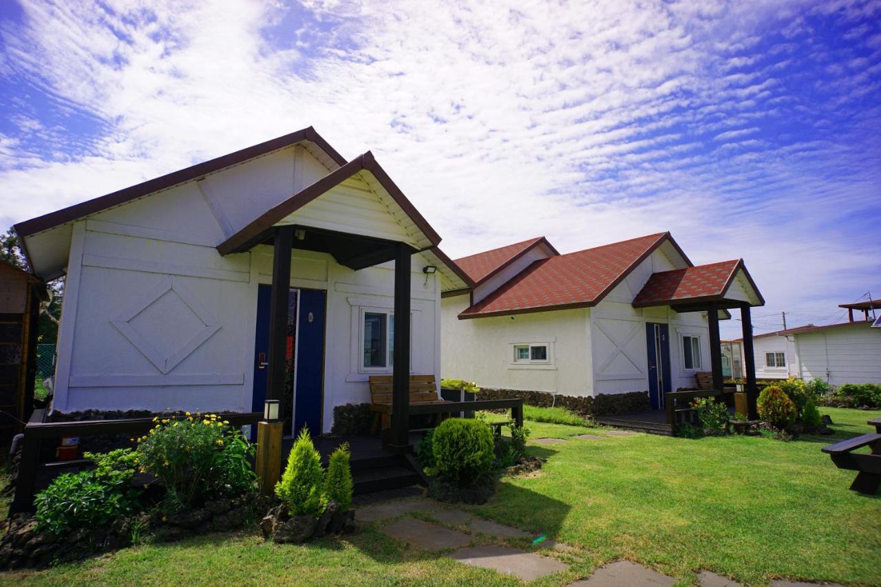 Jeju Haepoomdal Pension Экстерьер фото