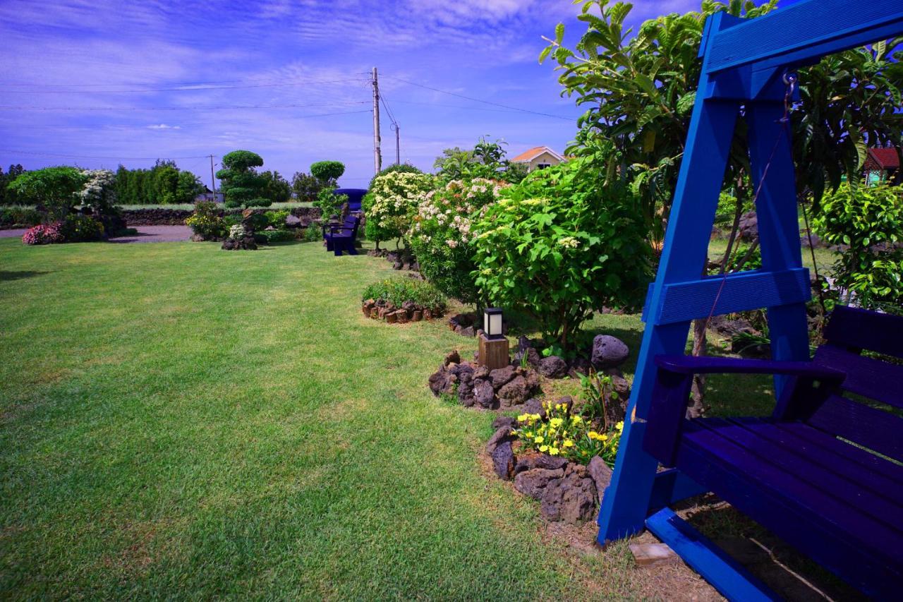 Jeju Haepoomdal Pension Экстерьер фото